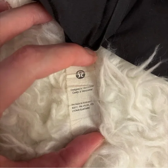 Lululemon Athletica Wundermost black bralette - Picture 2 of 9